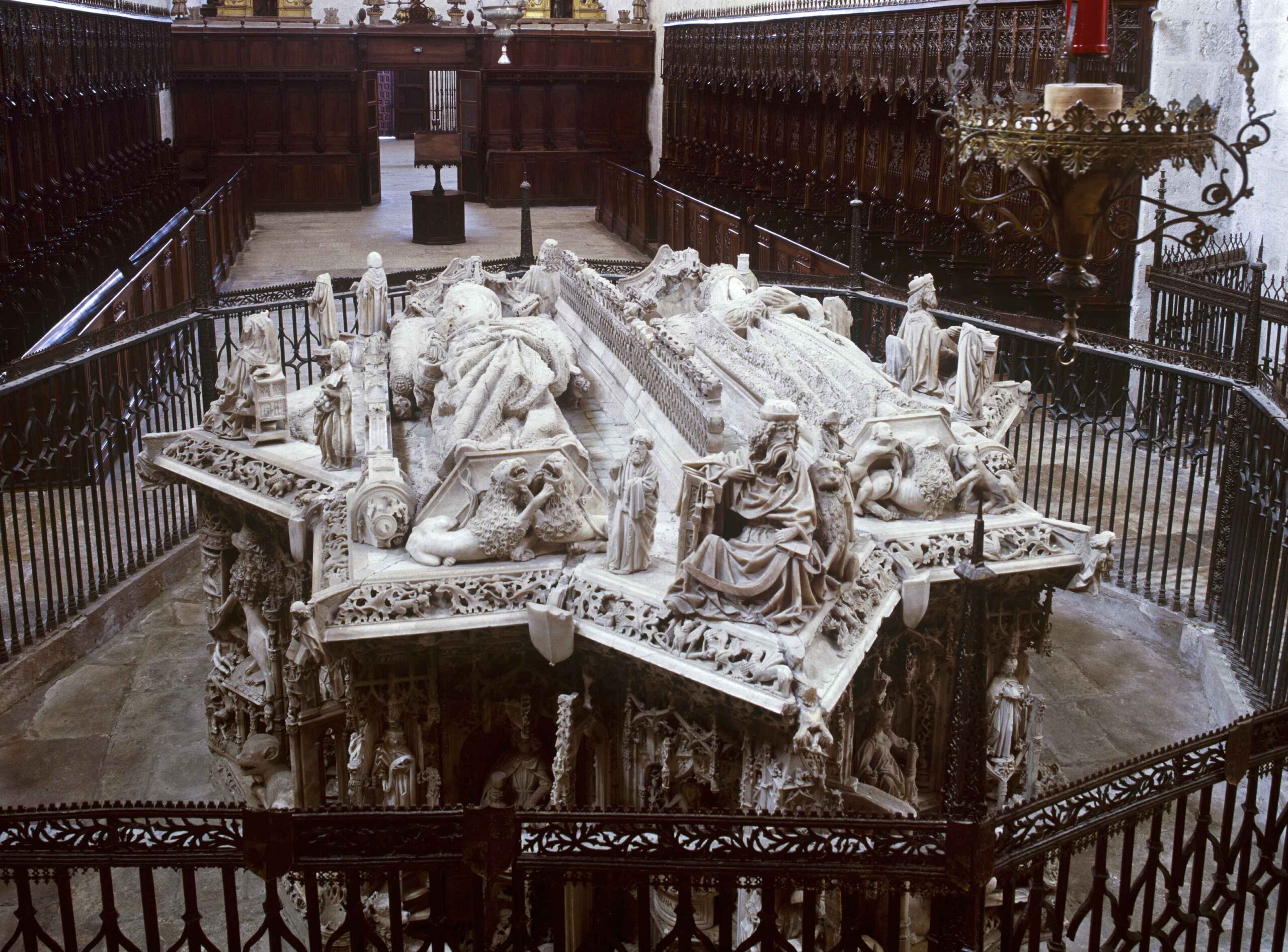 Sepulcros Reales de los padres de Isabel la Católica.